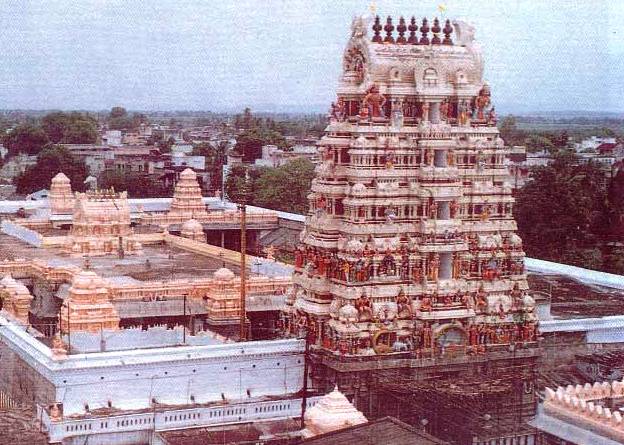 Tiruvallur Gopuram